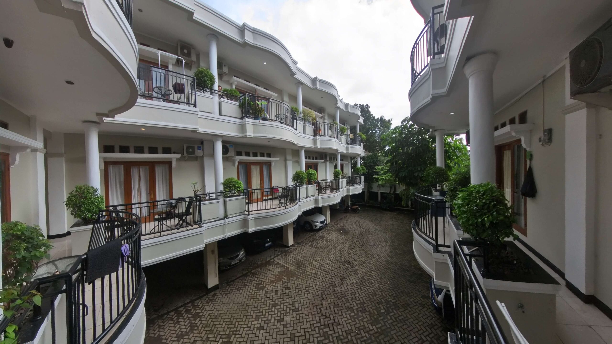 Kemang Vista 17
